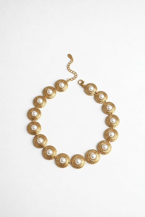 ESSENTIAL CHOKER