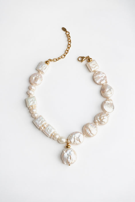 EDIT PEARL CHOKER