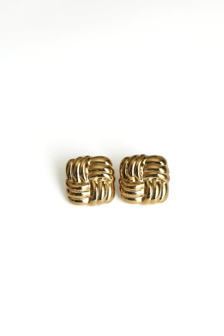 PUFFED SQUARE EARRINGS