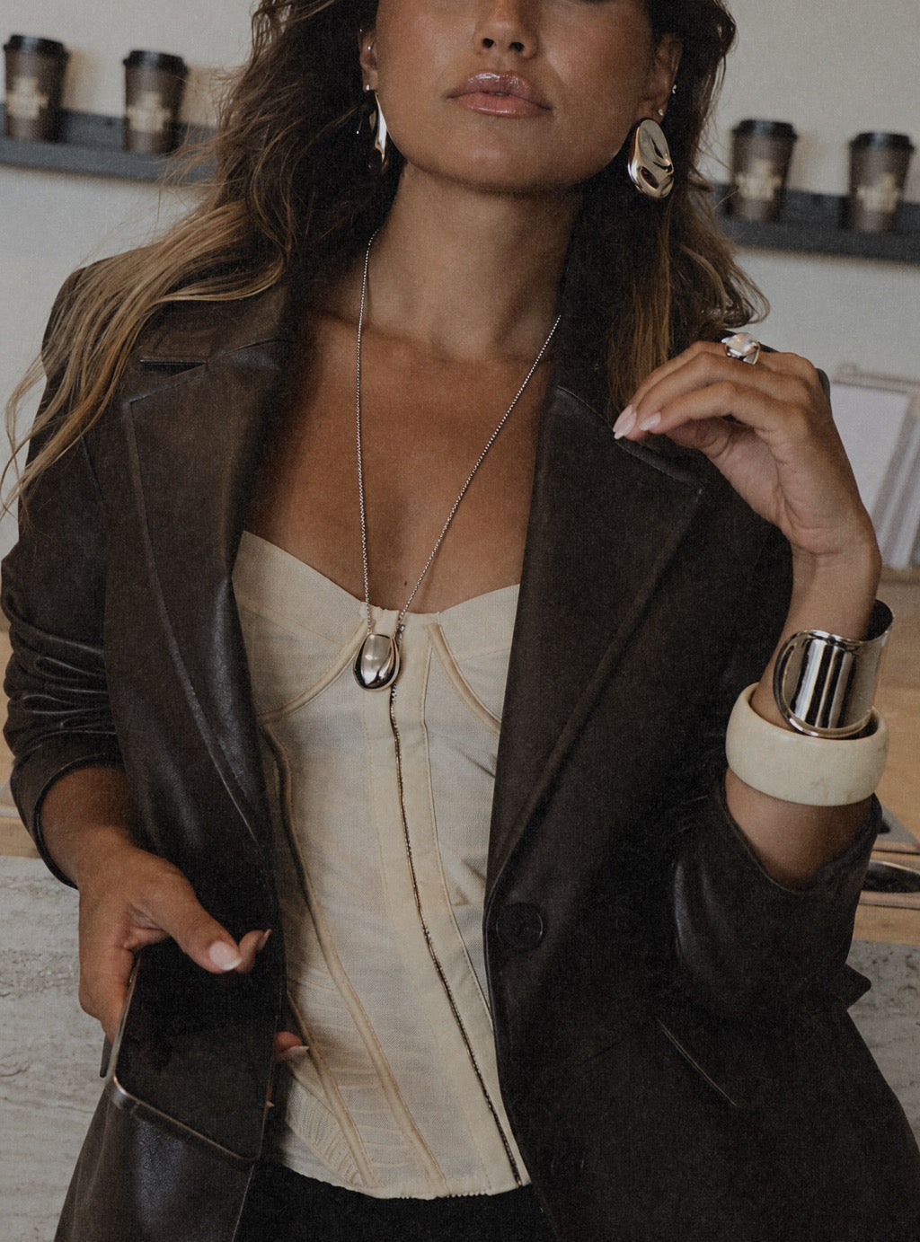 ENDLESS BANGLE BRACELET