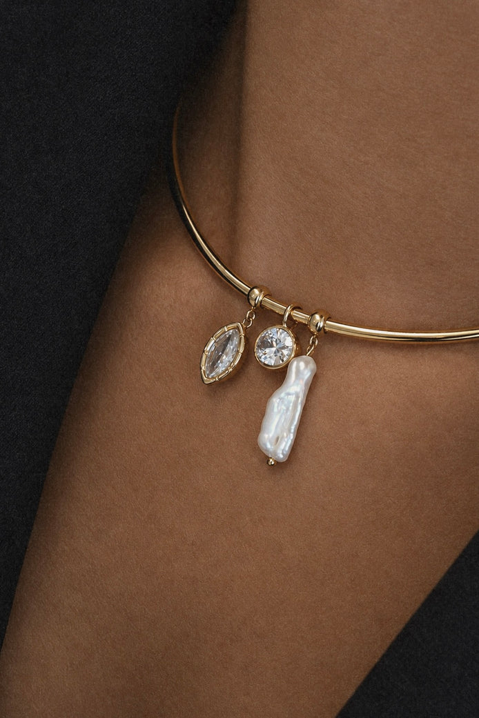 CHLOE NECKLACE